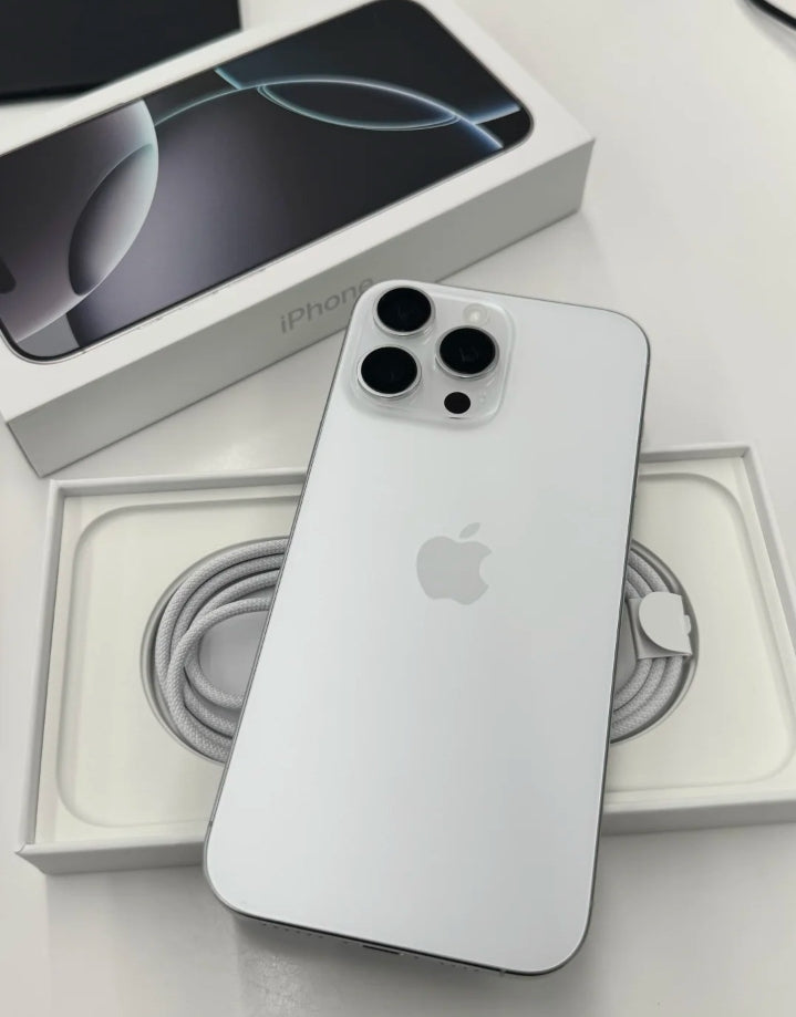 iPhone 16 Pro Max