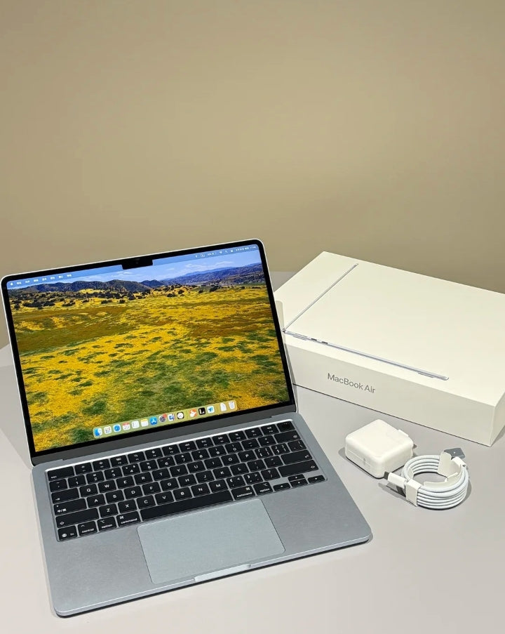 MacBook Air 13" M4 2024