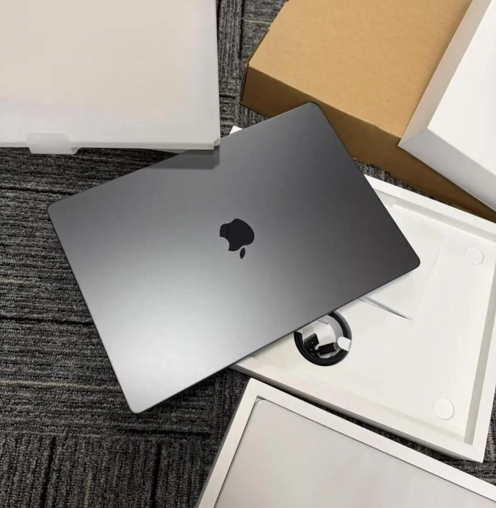 MacBook Pro 14" M4 2024